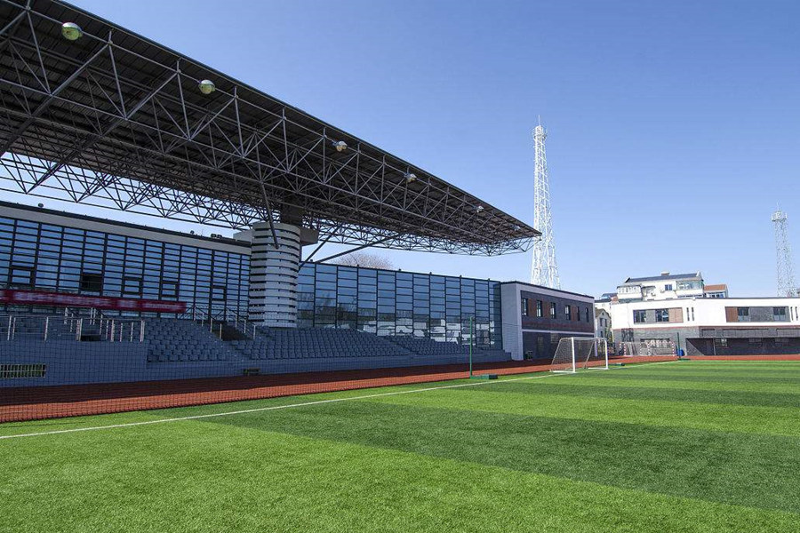 宁安体育场看台网架工程